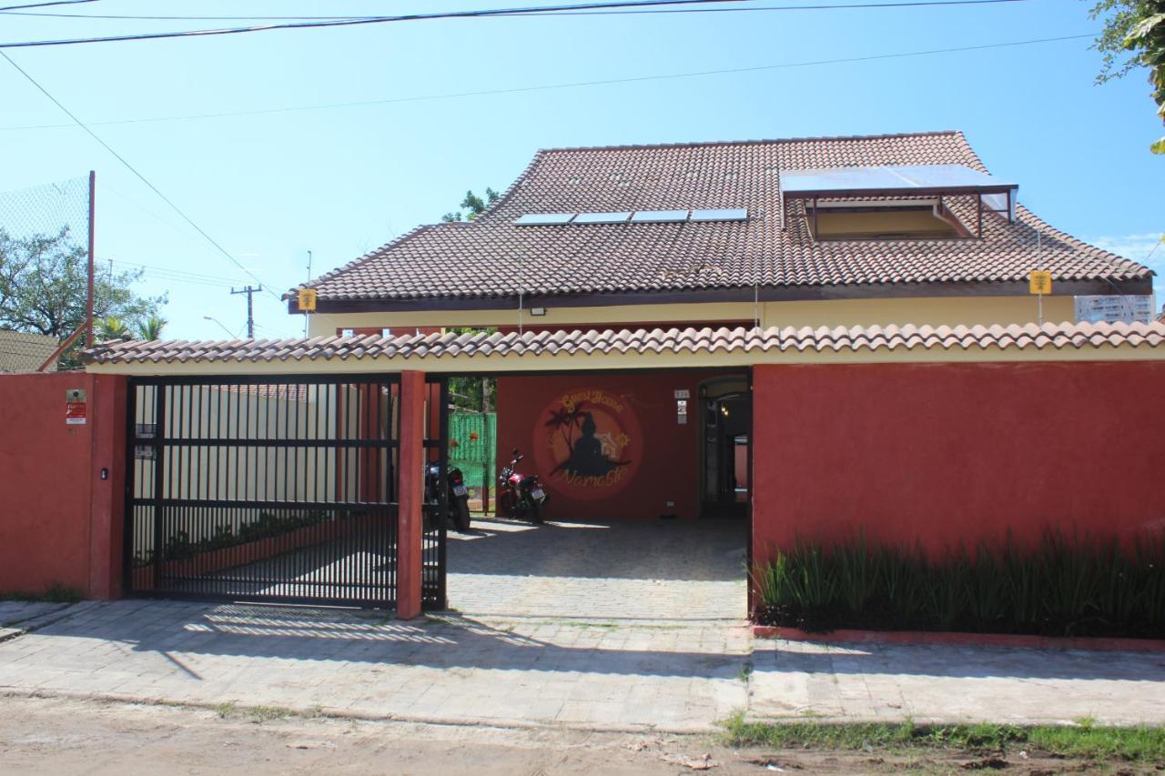 Guest House Namaste Hostel กัวรูจา ภายนอก รูปภาพ